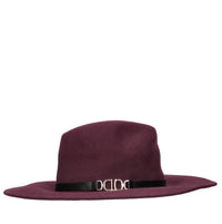 Cappello a tesa larga in feltro con banda in ecopelle ed accessorio color oro 