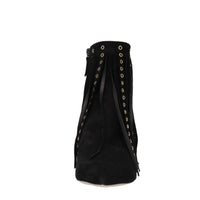 Tronchetti Superblade in camoscio con borchie forate color oro 