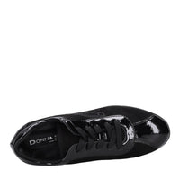 Sneakers in ecopelle e tessuto. 