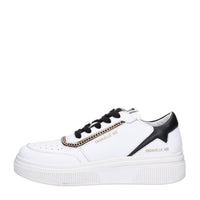 Sneakers in pelle 