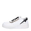 EMANUÉLLE VEE Sneakers in pelle