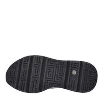 Sneakers in tessuto e camoscio 
