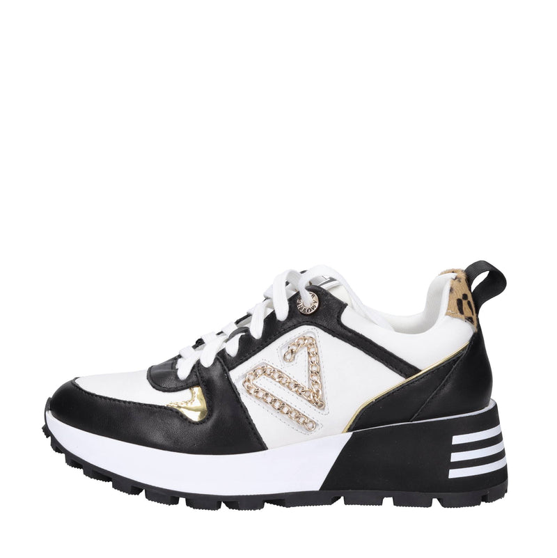 Sneakers in pelle 