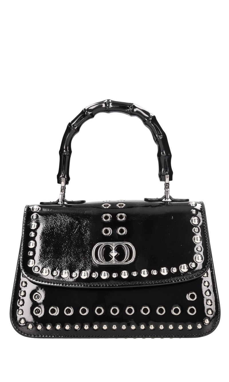 Borsa in pelle e borchie 