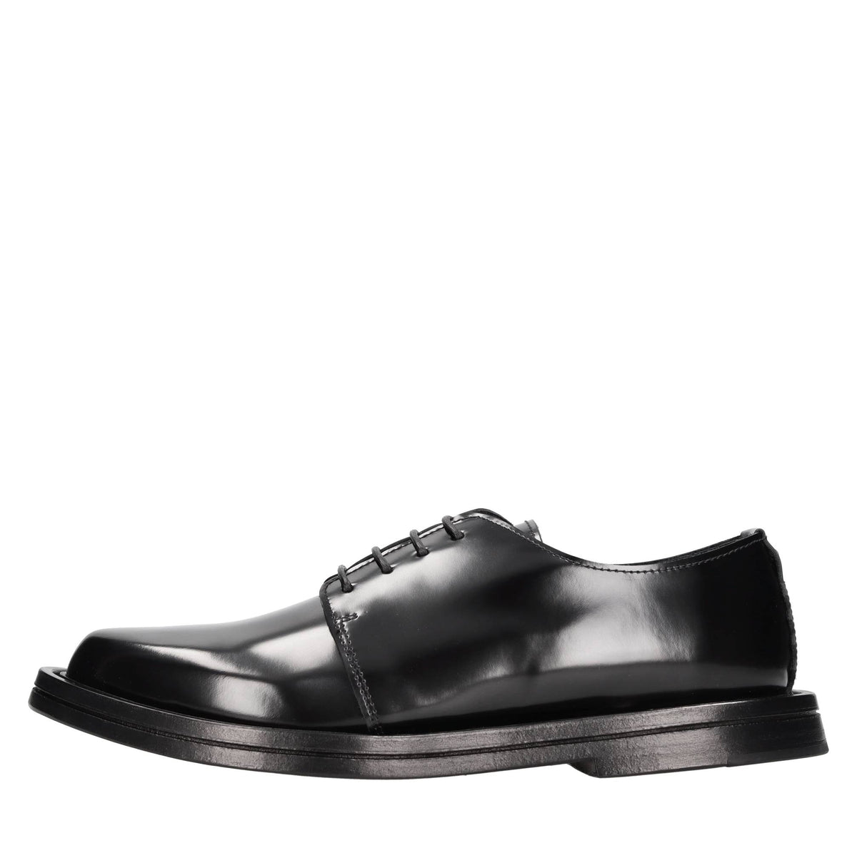 Stringate in pelle 