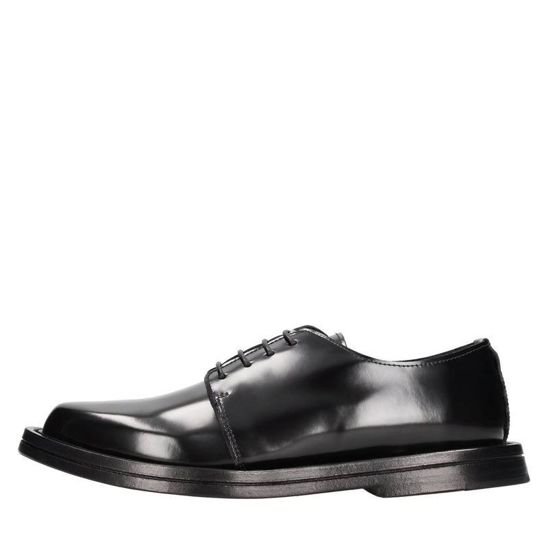 Stringate in pelle 