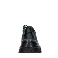 Stringate in pelle 