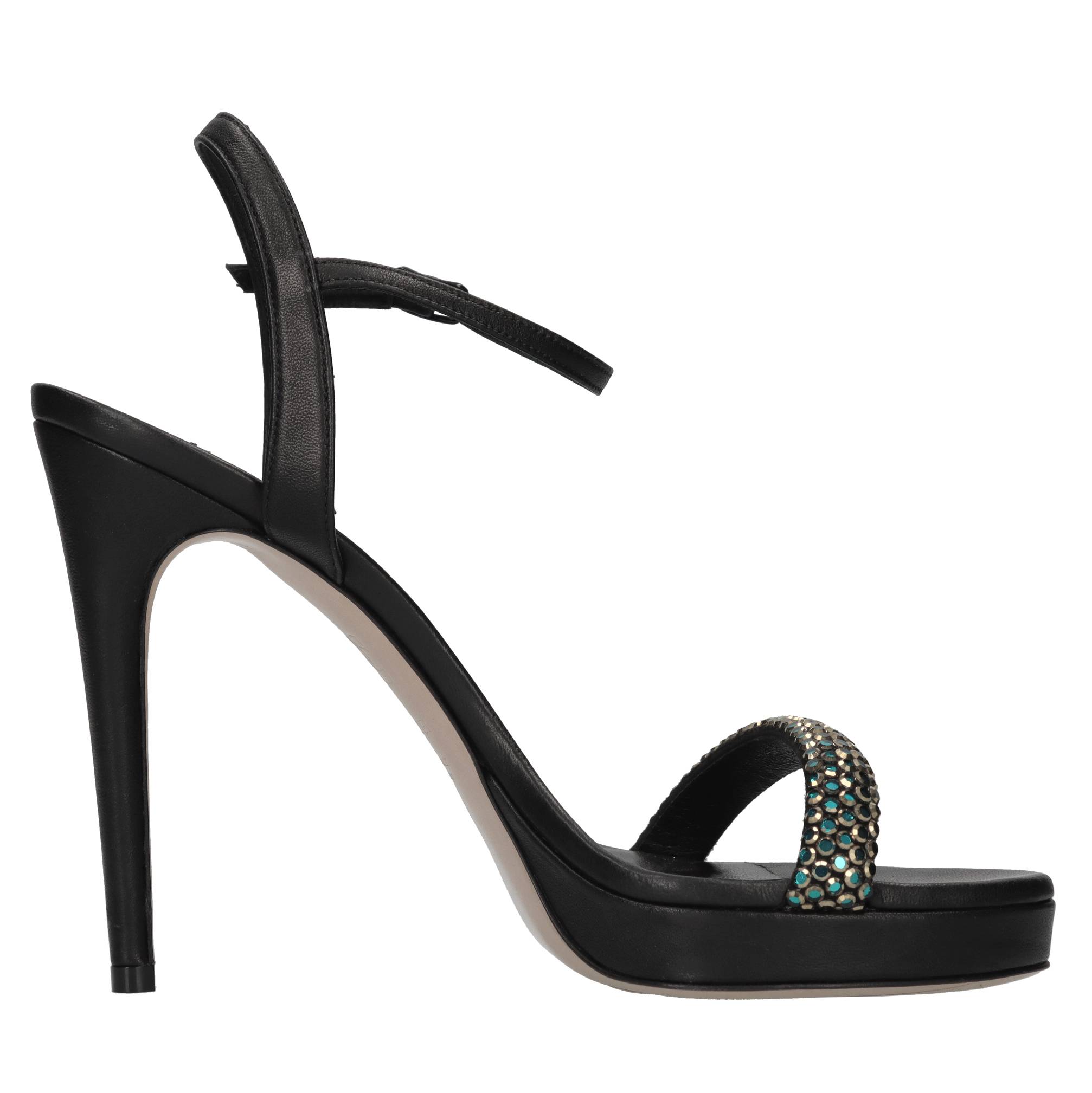 Sandali in pelle e strass 
