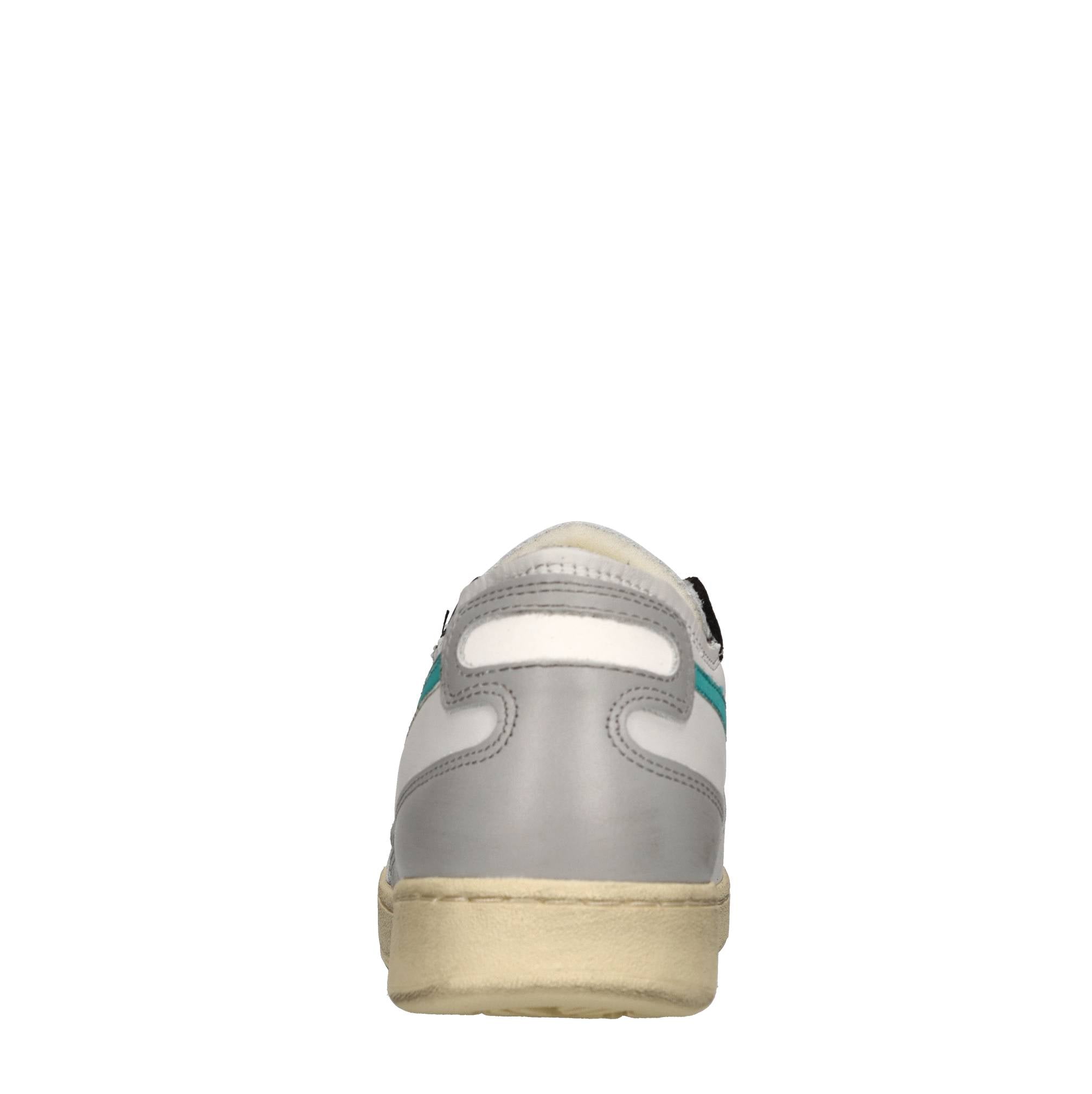 Sneakers in pelle 