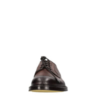 Stringate in pelle 