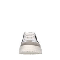 Sneakers in pelle 