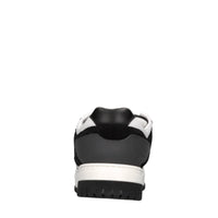 Sneakers in pelle e camoscio 