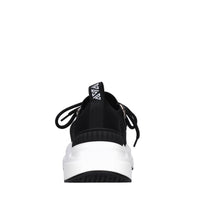Sneakers in tessuto 