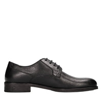 Stringate in pelle 