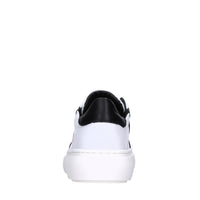 Sneakers in pelle 