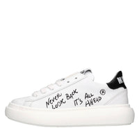 Sneakers in pelle 