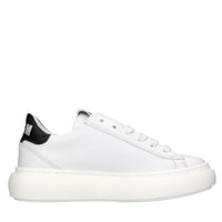 Sneakers in pelle 