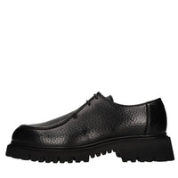 Stringate in pelle 