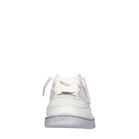 Sneakers in pelle 