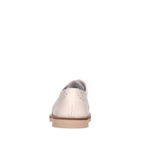 Stringate in pelle 