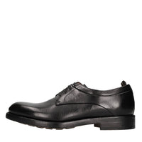 Stringate in pelle 