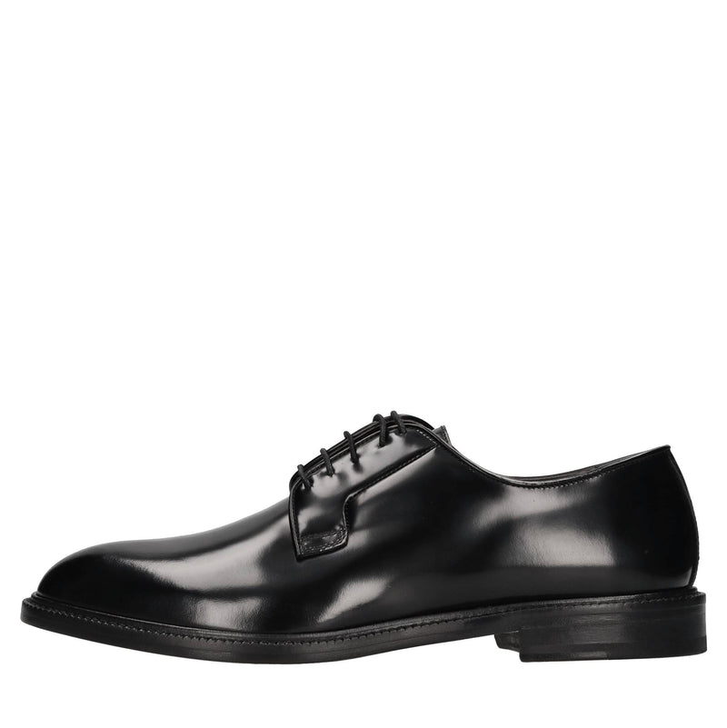 Stringate in pelle 