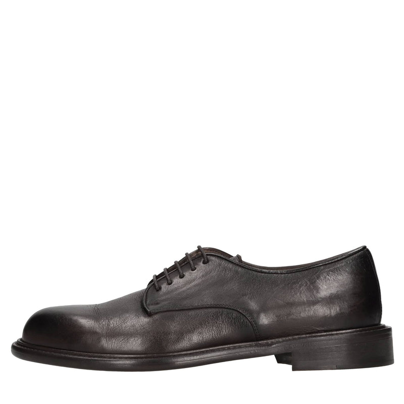 Stringate in pelle 