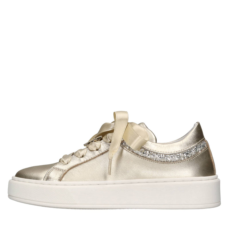Sneakers in pelle 