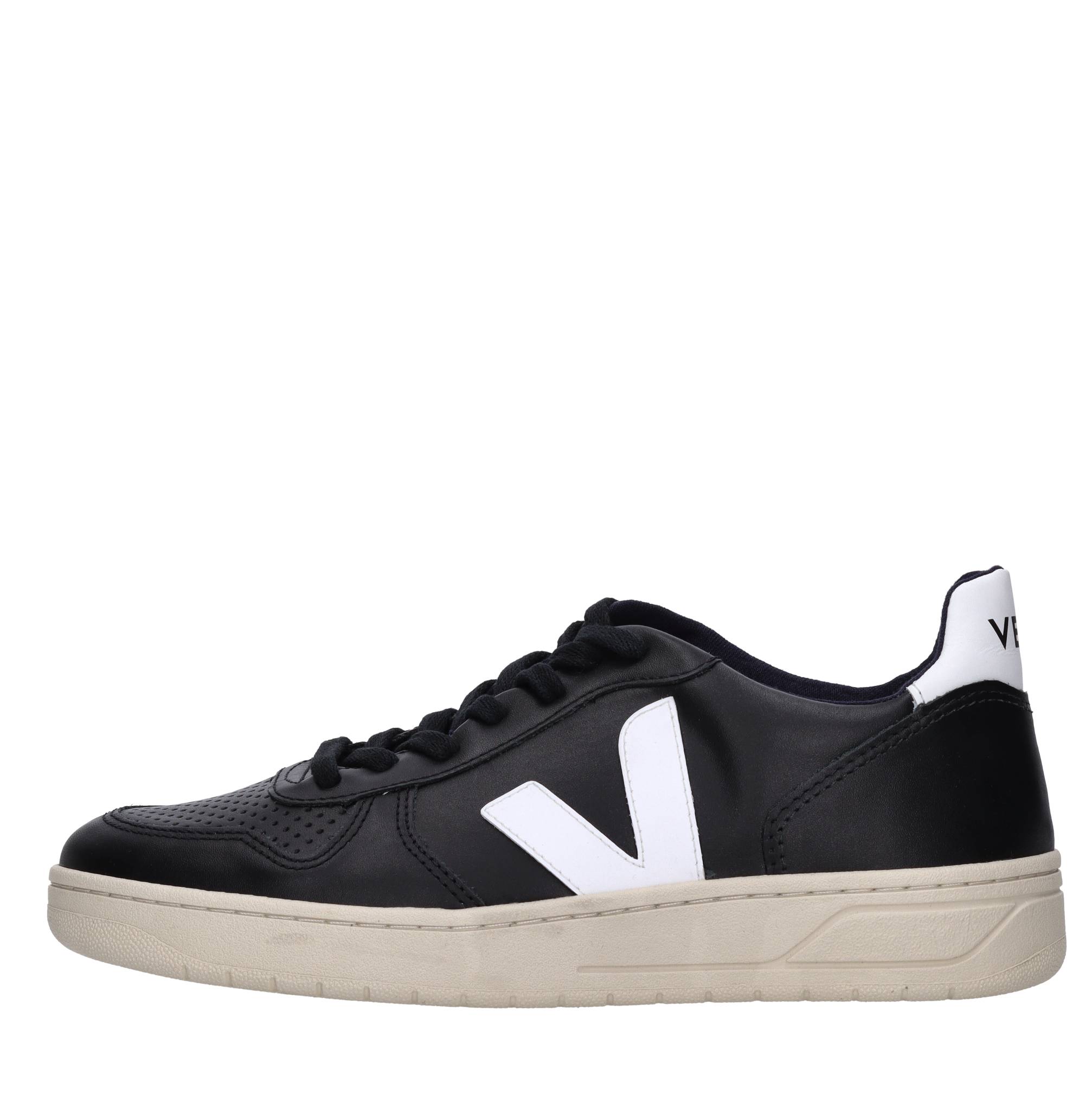 Sneakers in pelle 
