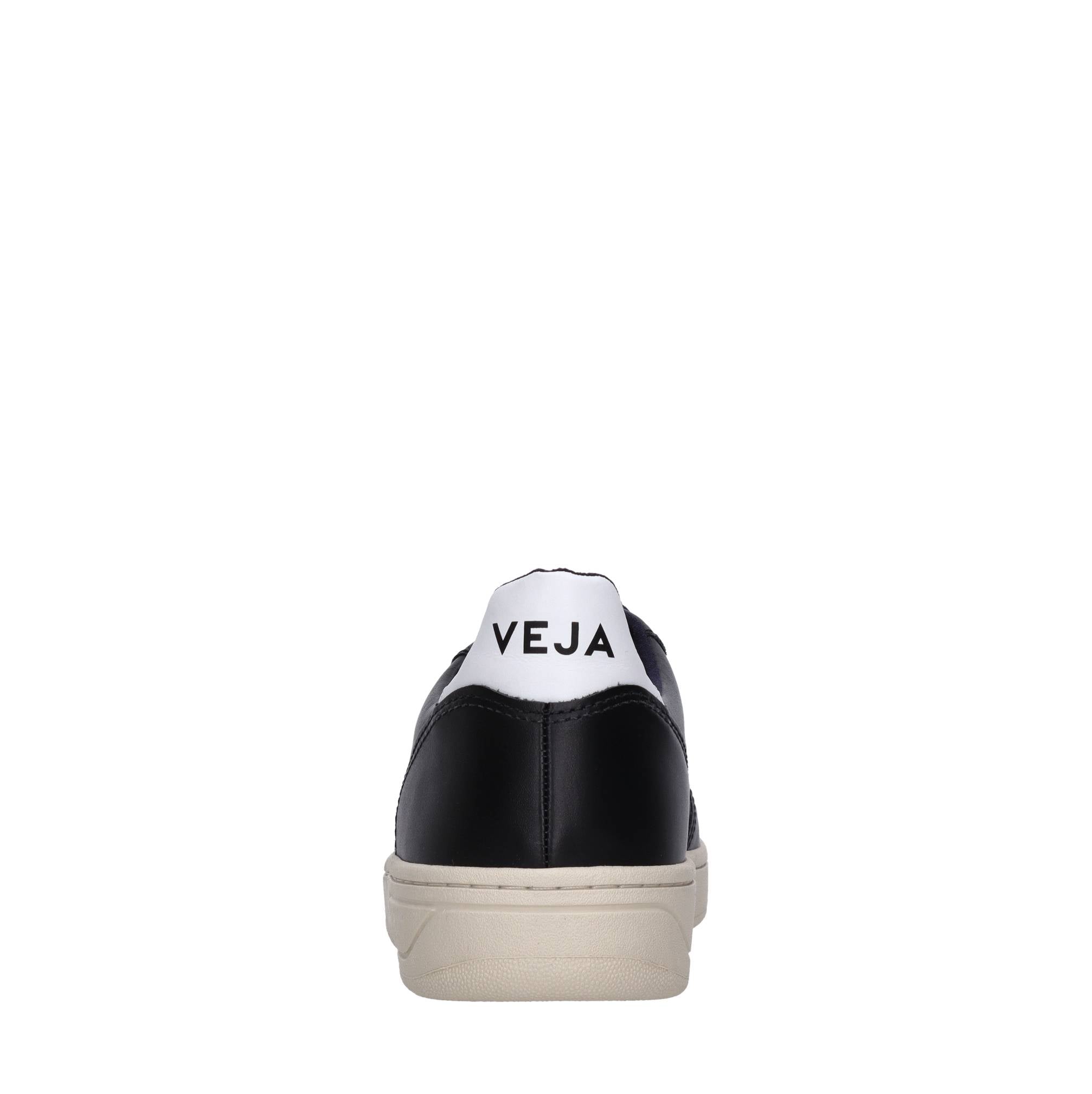 Sneakers in pelle 