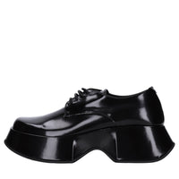 Stringate in pelle 