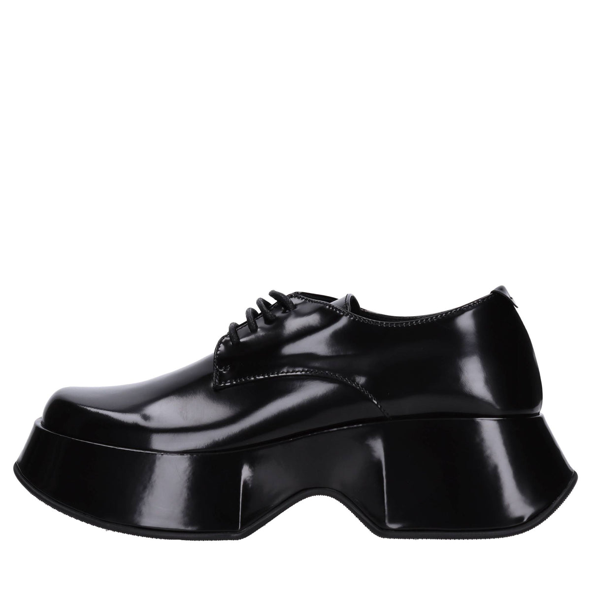 Stringate in pelle 
