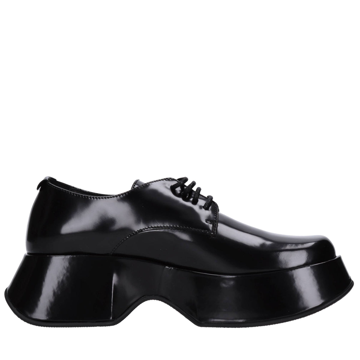 Stringate in pelle 