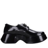 Stringate in pelle 