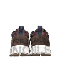 Sneakers in camoscio e tessuto 