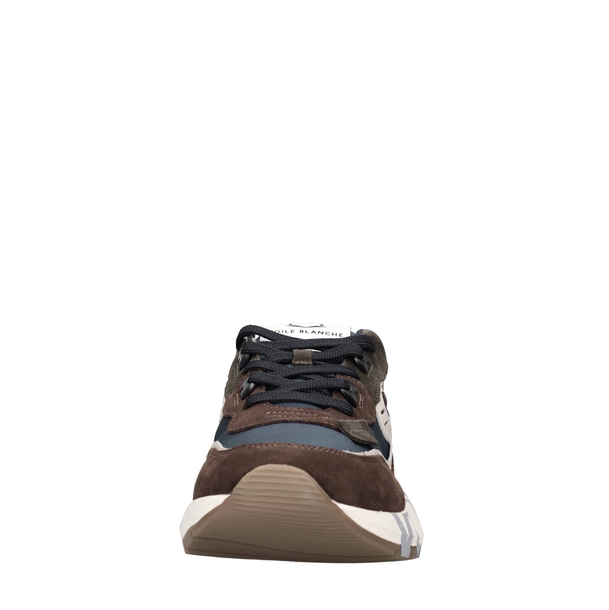 Sneakers in camoscio e tessuto 