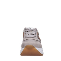 Sneakers in camoscio pelle e tessuto 