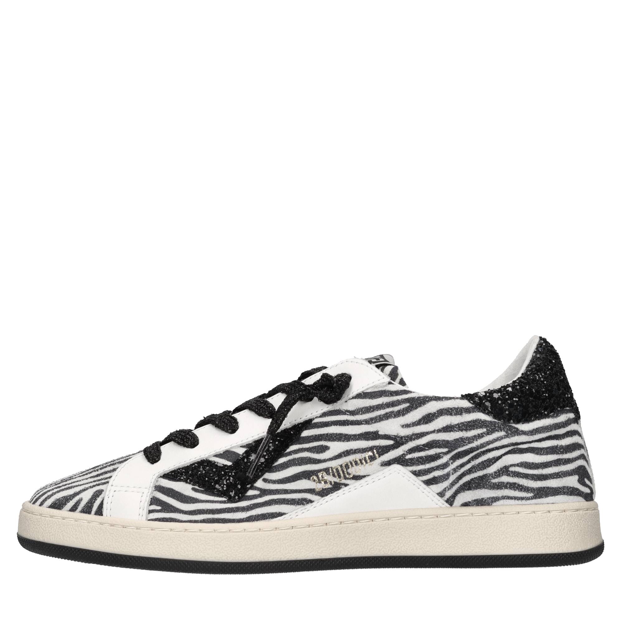 Sneakers in pelle,camoscio e glitter 