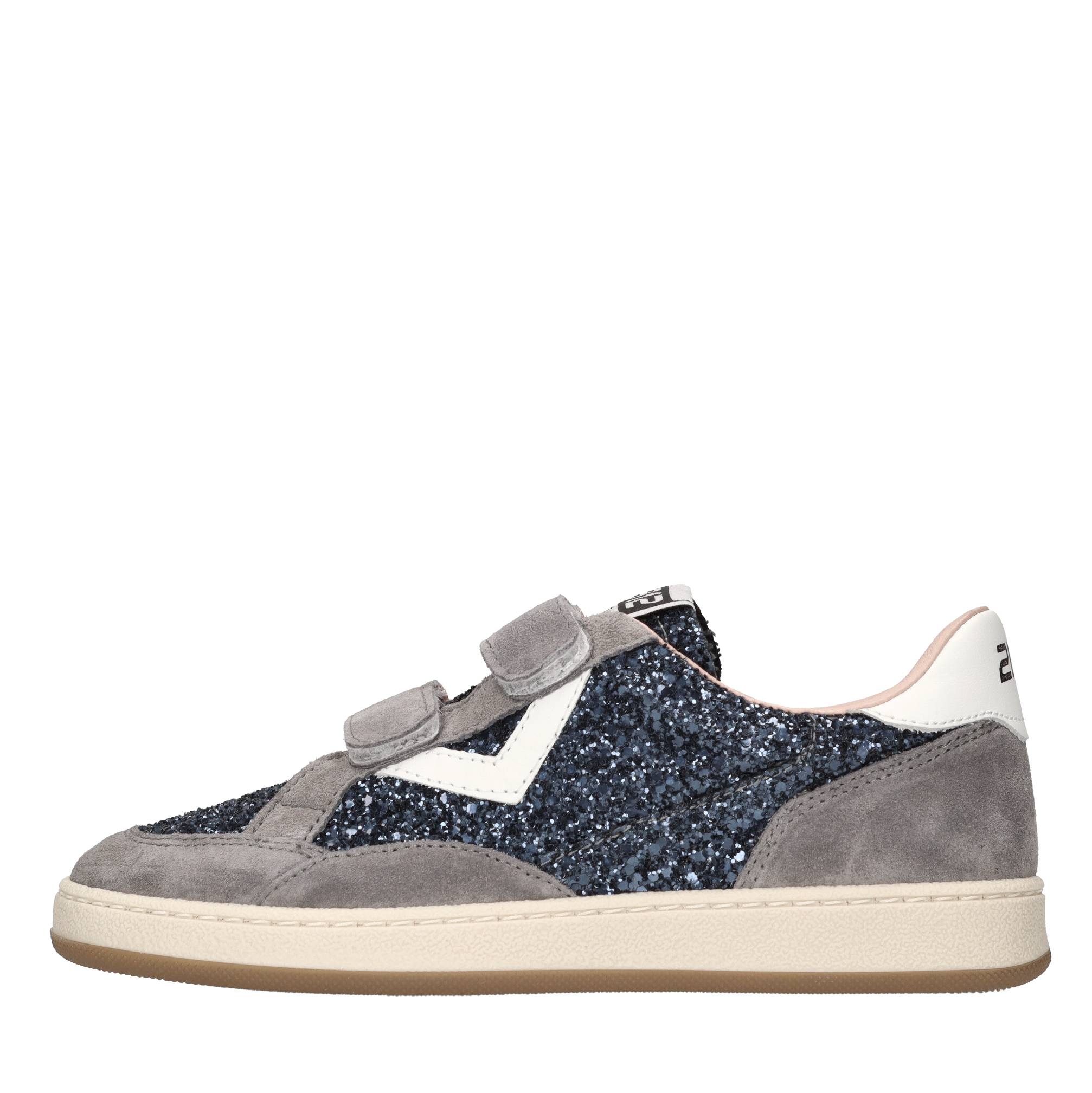 Sneakers in camoscio e glitter 