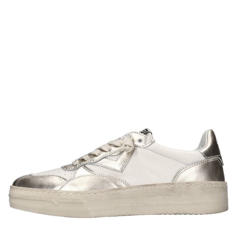 Sneakers in pelle 