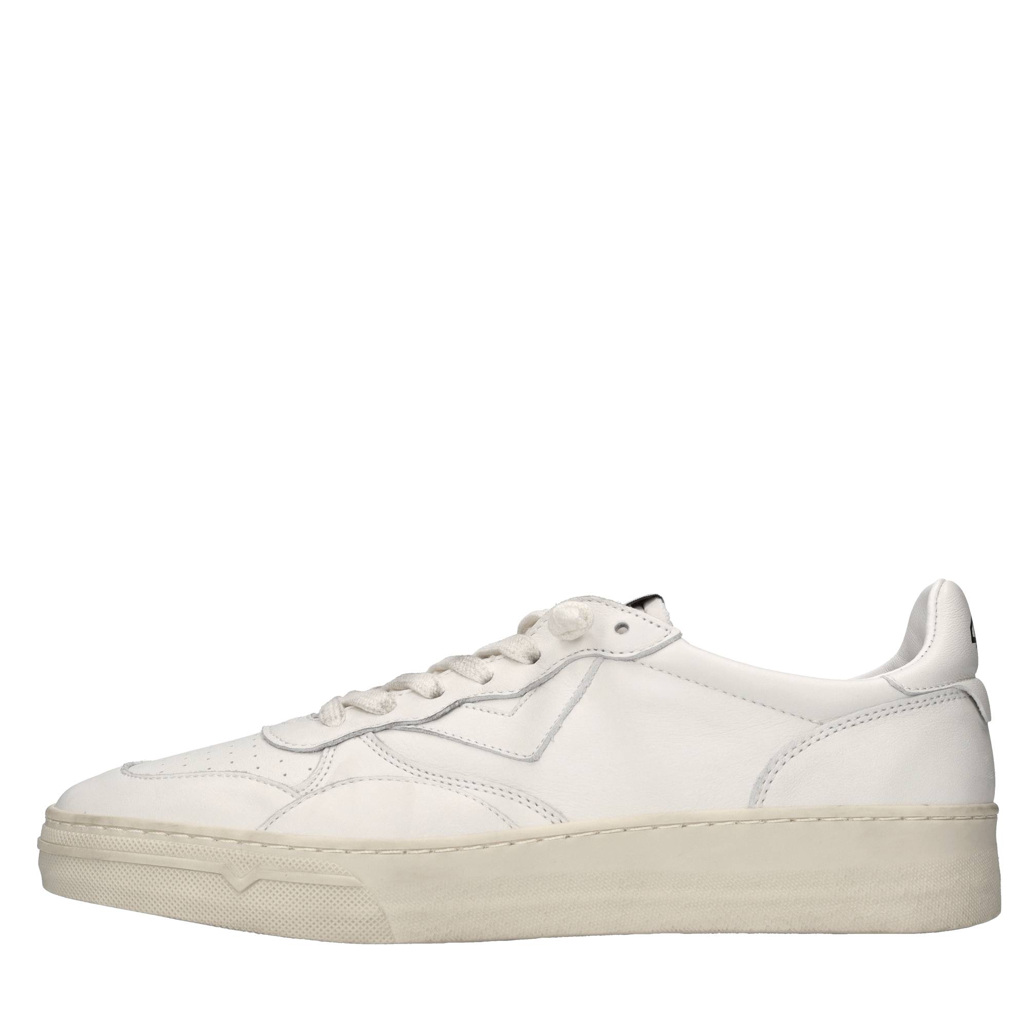 Sneakers in pelle 