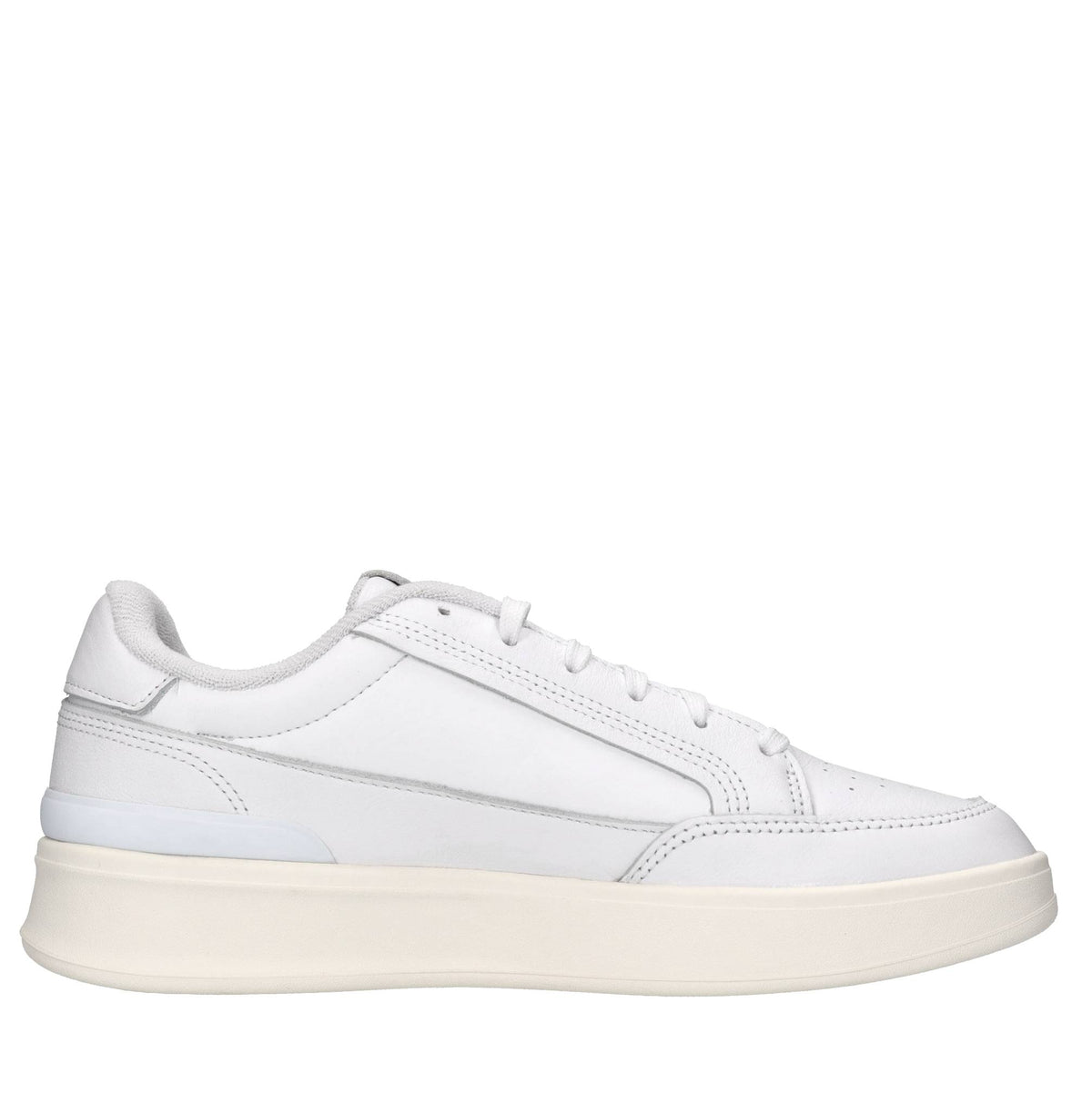 Sneakers in pelle ed ecopelle 