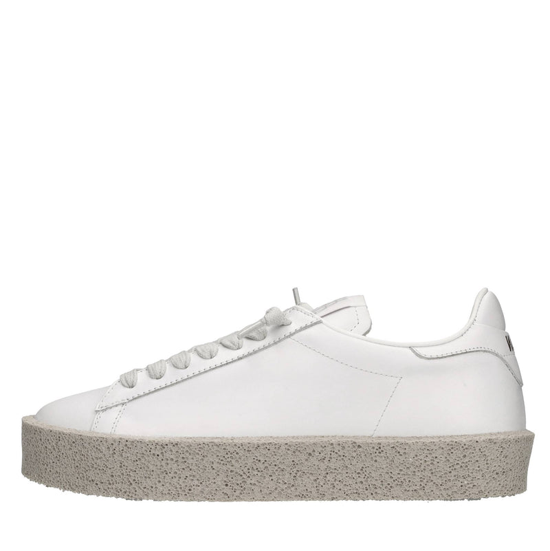Sneakers in pelle 