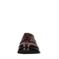 Stringate in pelle 