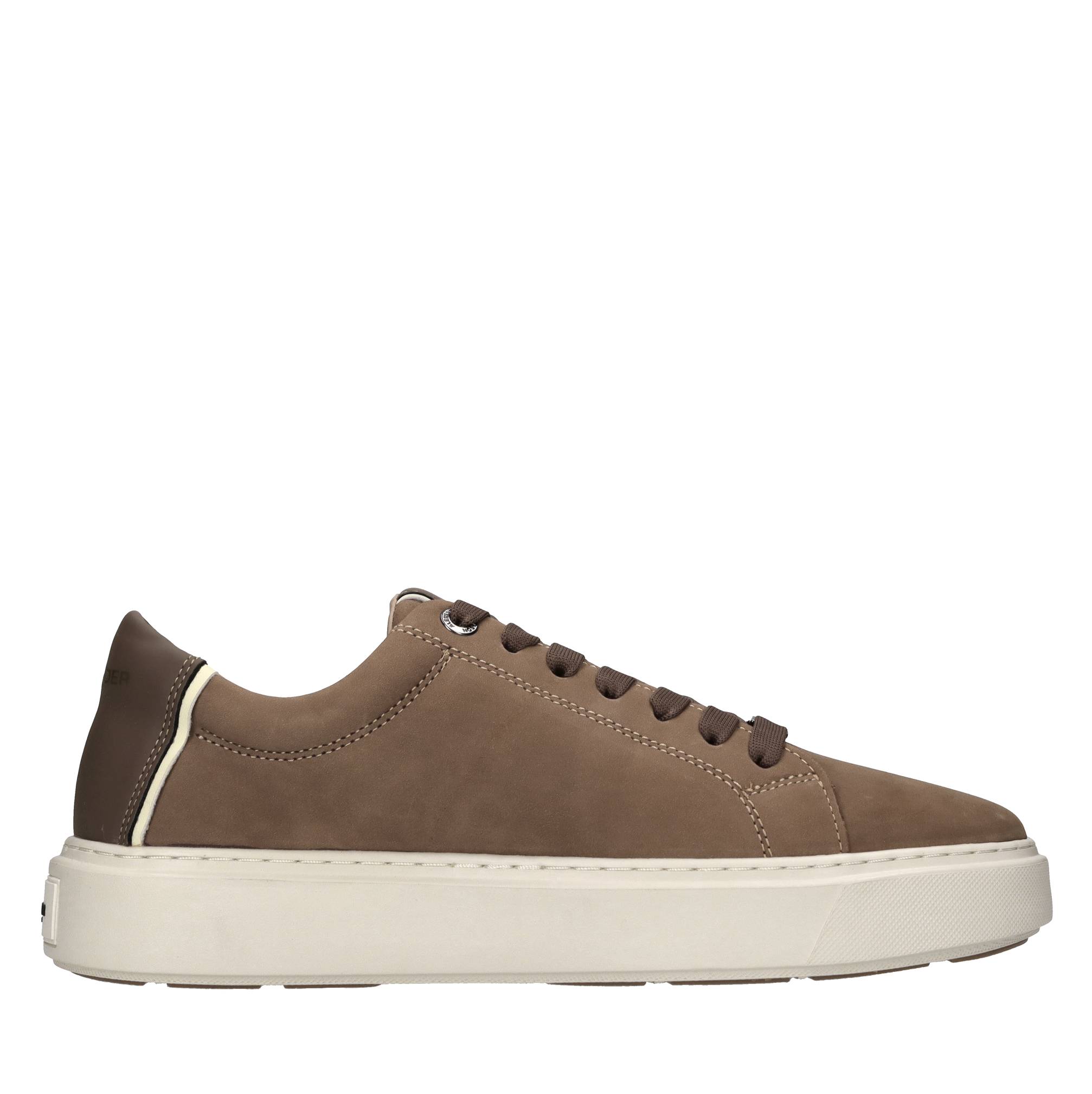 Sneakers in camoscio ed ecopelle 