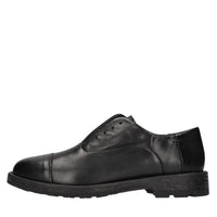Stringate in pelle 