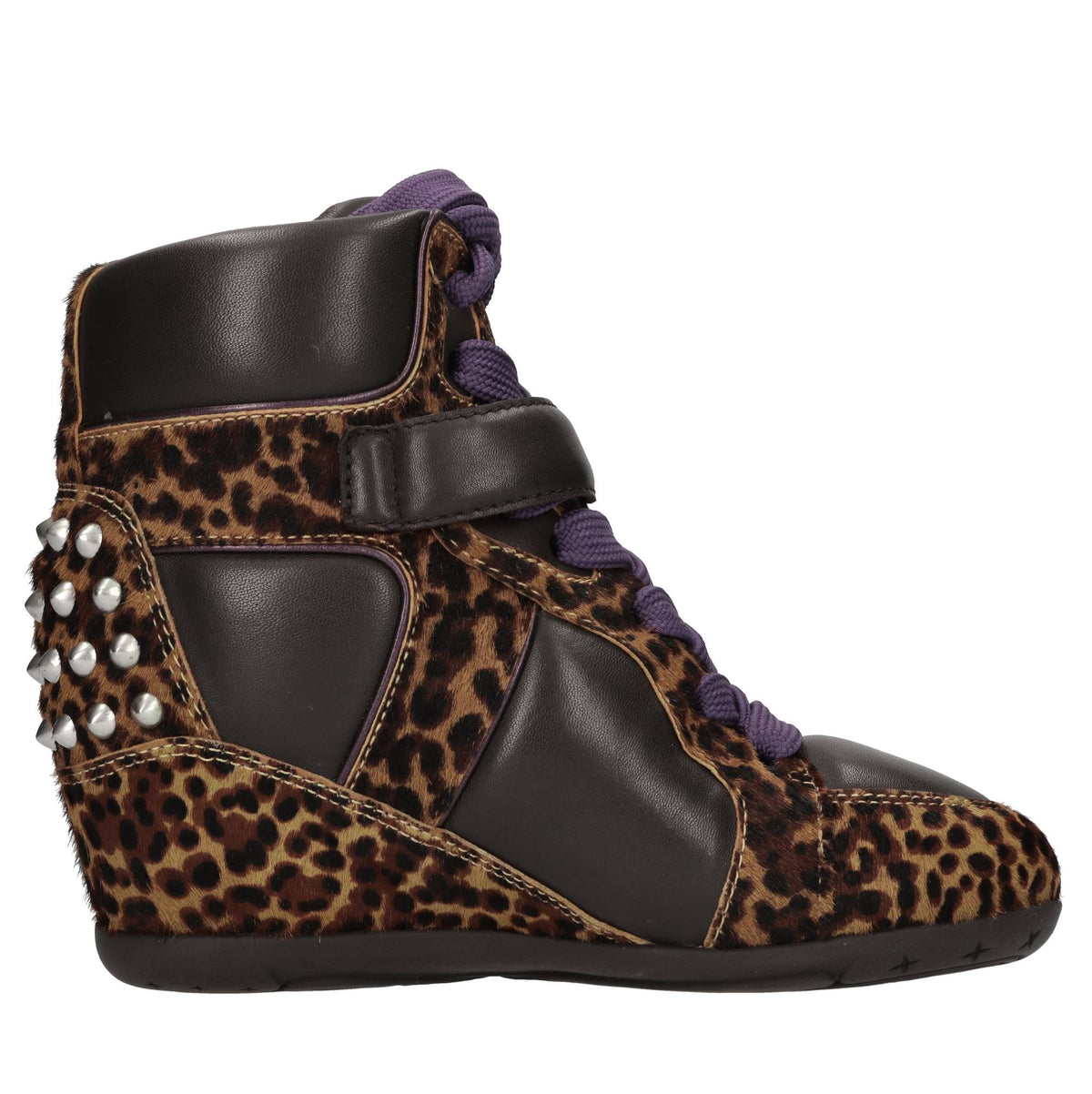 Sneakers in pelle e cavallino con borchie 