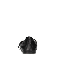 Ballerine in pelle con borchie 