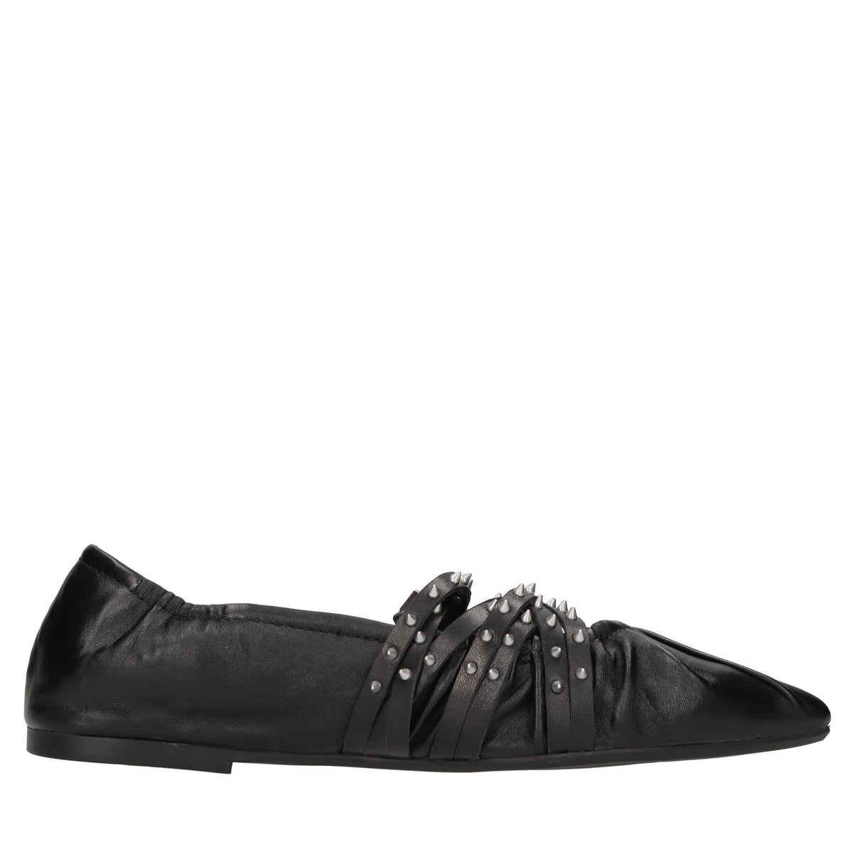 Ballerine in pelle con borchie 