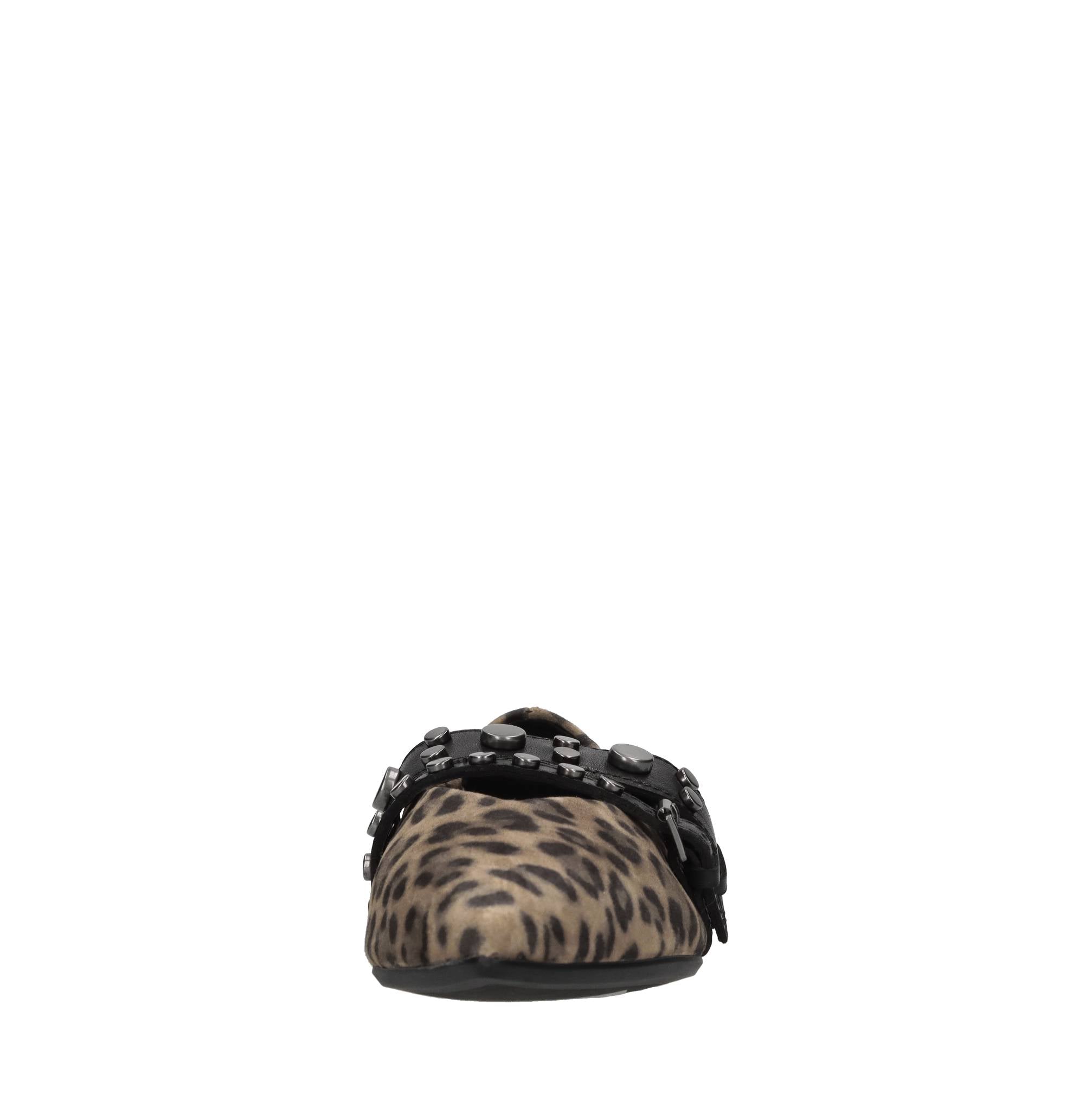 Ballerine in camoscio e pelle con borchie 